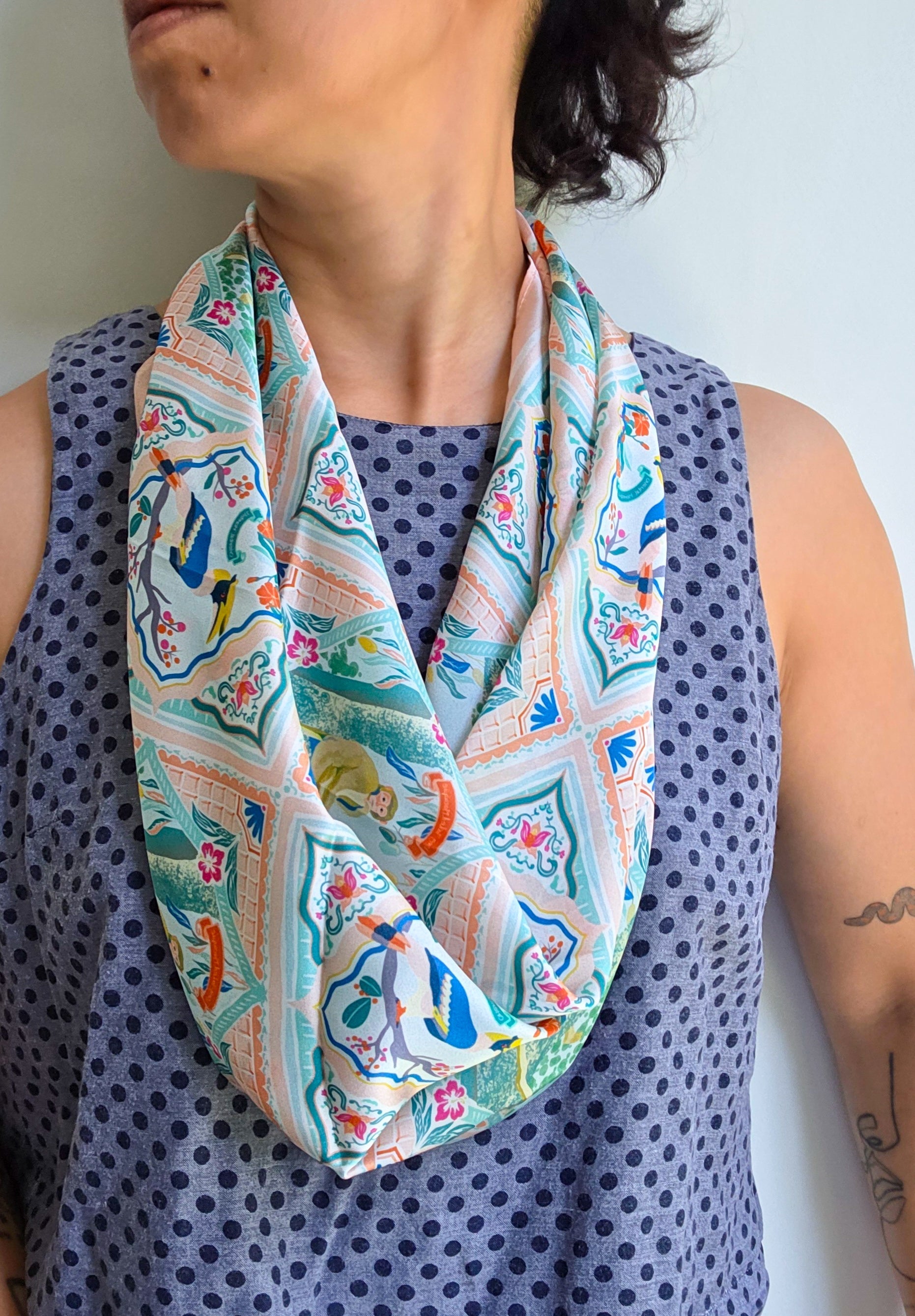 Wildlife in Singapore Scarf - pink